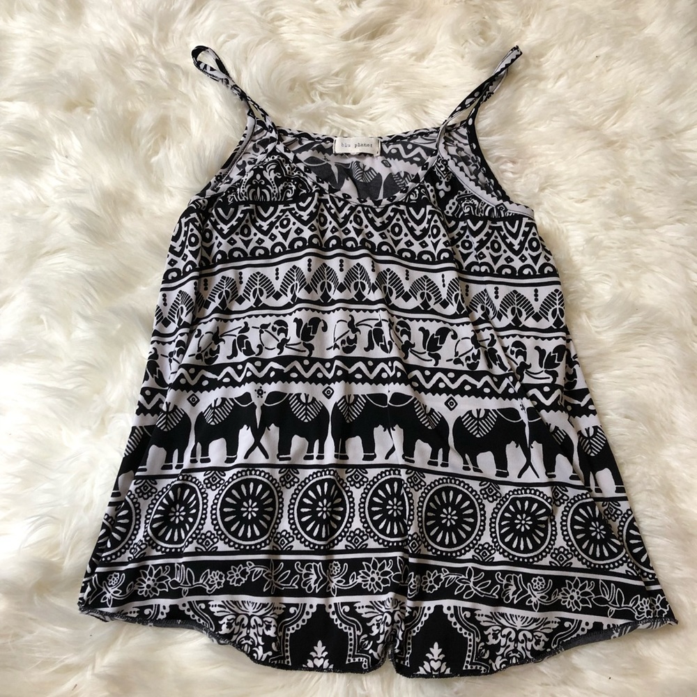 BLU PLANET Boho tribal print flowy tank top SMALL